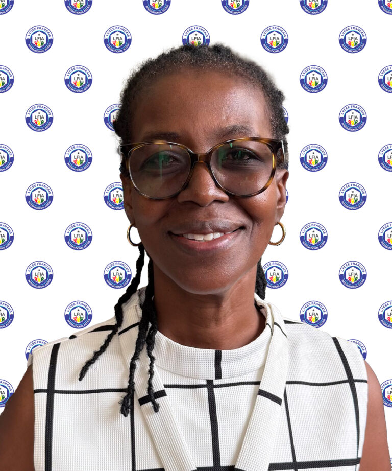 Patricia AMARTEIFIO - English Teacher